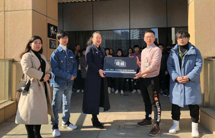 引入先进，让自己更加优秀——快连学校举办美睫专业培训讲座