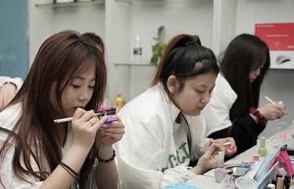 沈阳美甲美睫学校招生信息 快连正规美甲学校