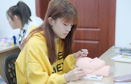 美容师都学什么？带你了解快连学校课程~
