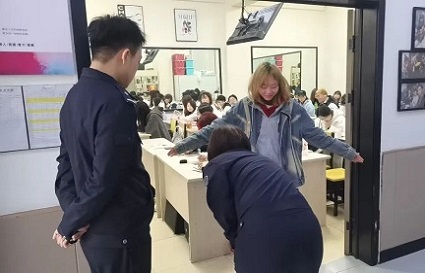 沈阳快连学校警校联动筑防线，平安校园共守护